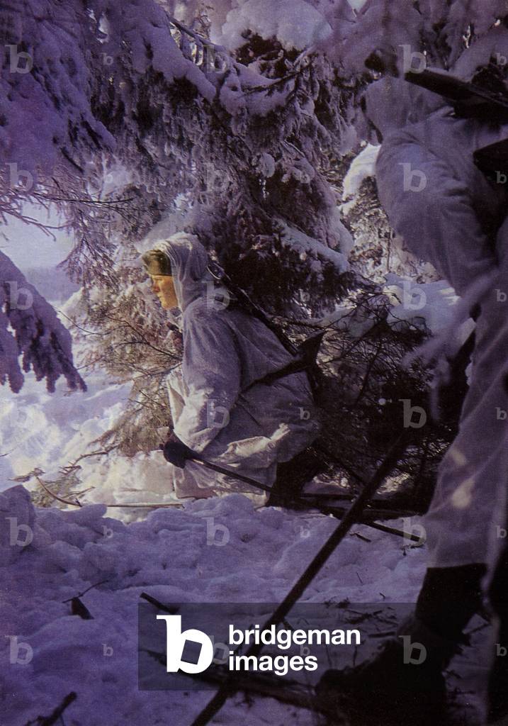 The National People's Army guarantees the inviolability of the German Democratic Republic's territory .... (colour photo)