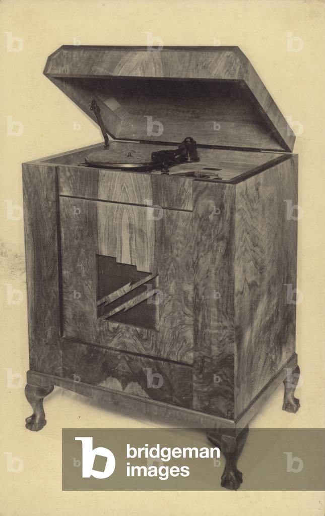 Radiogram (b/w photo)