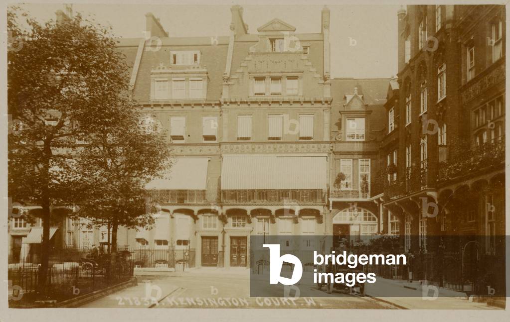 Kensington Court W. (b/w photo)