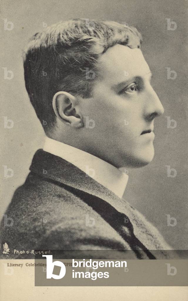 Stephen Phillips (1864-1915), English poet and dramatist (b/w photo)