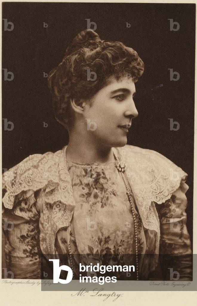 Lillie Langtry (b/w photo)