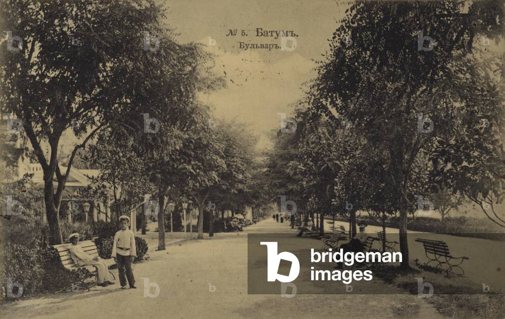Boulevard, Batumi, Georgia, Russian Empire, early 20th Century (b/w photo)