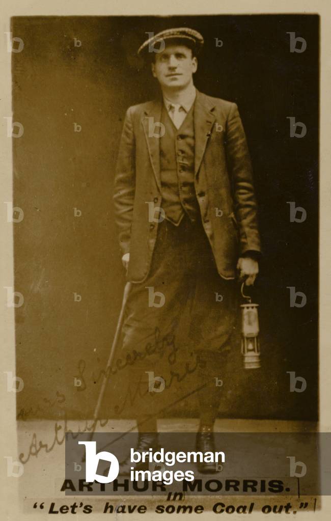 Arthur Morris (b/w photo)