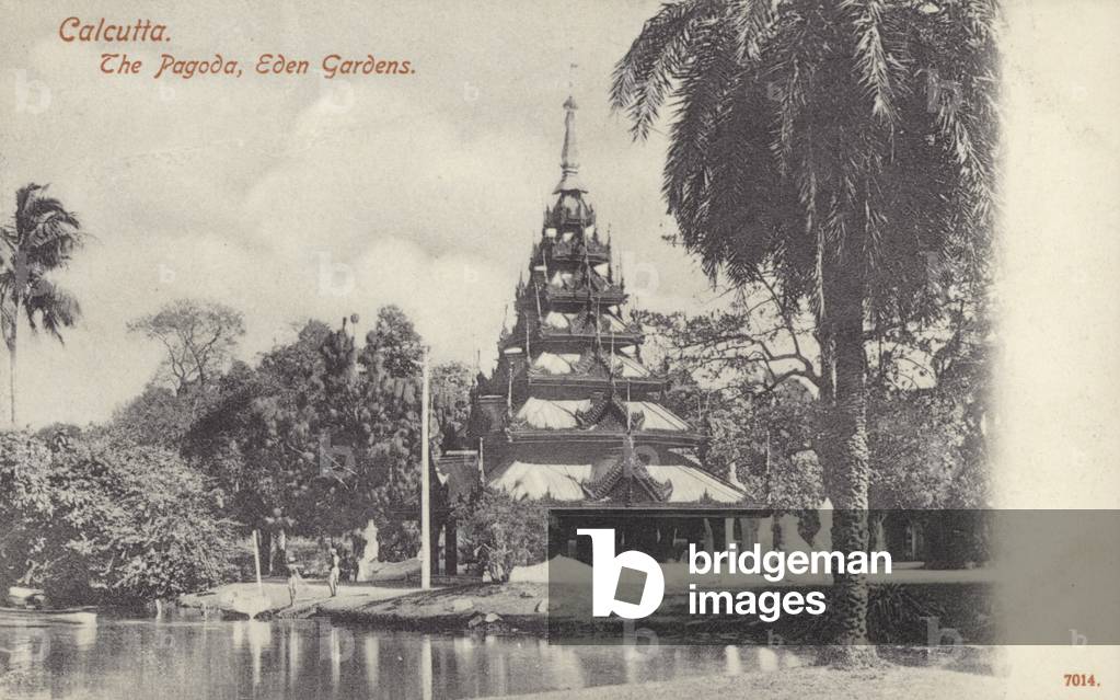 The Pagoda, Eden Gardens, Calcutta (b/w photo)