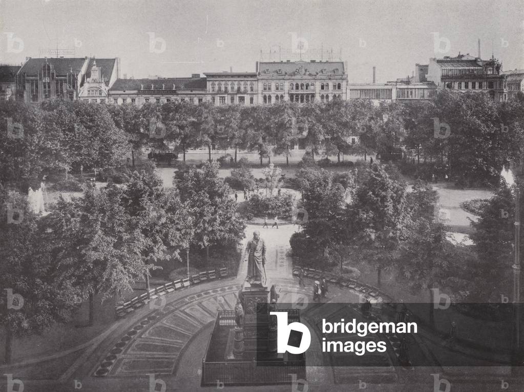Donhof-Platz (b/w photo)