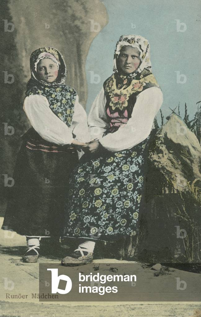 Girls in Latvian traditional costume (colour photo)
