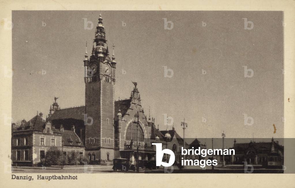 Main Station, Danzig (b/w photo)