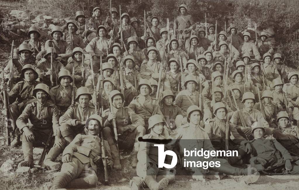 Bulgarian soldiers during World War I, 1915-1918 (b/w photo)
