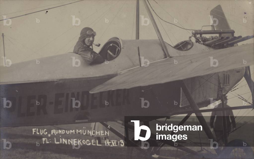 German aviator Gino Linnekogel making a flight around Munich, 14 June 1913 (b/w photo)