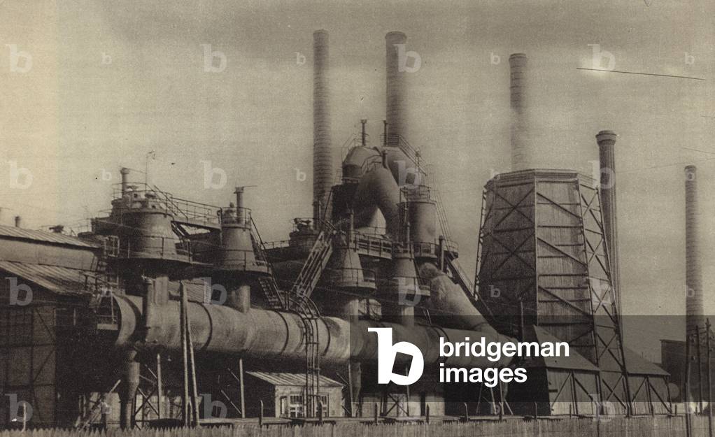 Natural gas pipes for the blast furnace of the Kramatorsk metallurgical plant, Ukraine, USSR, 1930 (b/w photo)