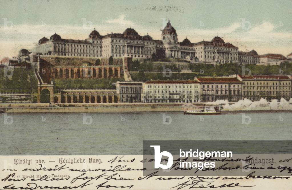 Postcard depicting the Hungarian Parliament Building (photo)