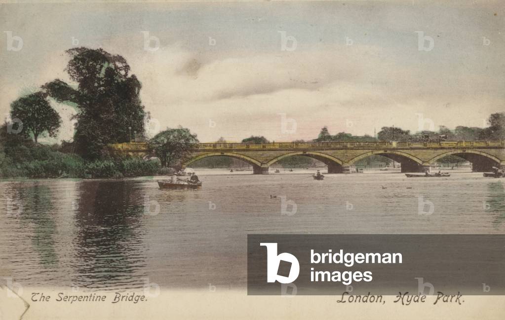 The Serpentine Bridge, London, Hyde Park (photo)