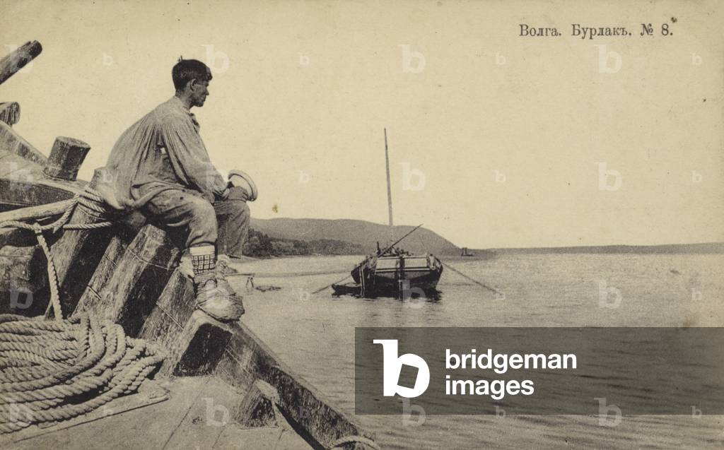 Burlak, barge hauler on the River Volga, Russia, early 20th Century (b/w photo)