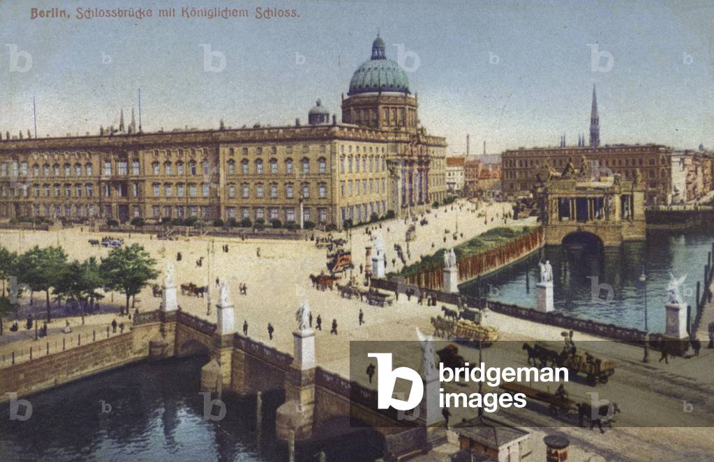 Schlossbruecke and Royal Palace, Berlin, Germany (photo)