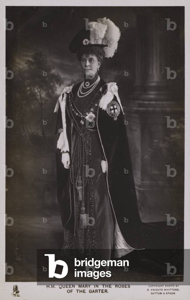 Queen Mary, robes of the garter (b/w photo)