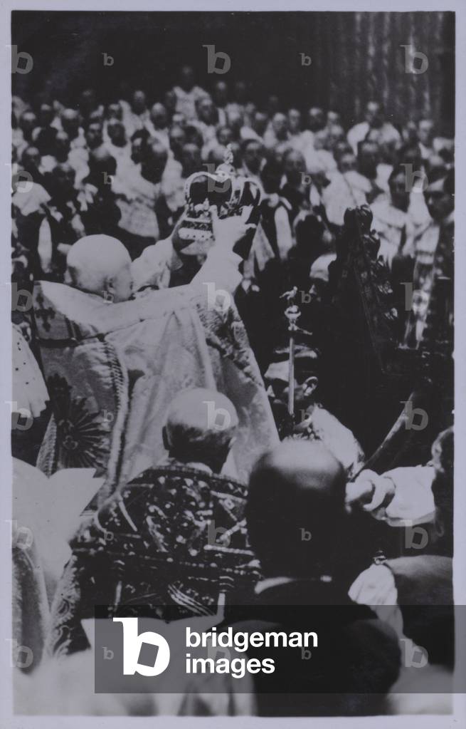 Coronation of King George VI (b/w photo)