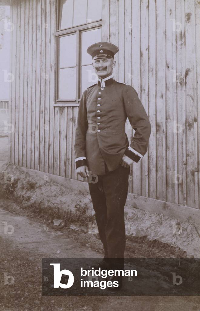 Portrait of a German soldier (b/w photo)
