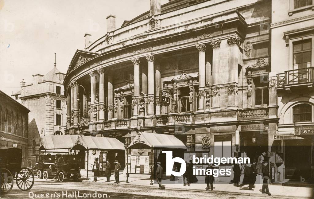 Queen's Hall, London (photo)
