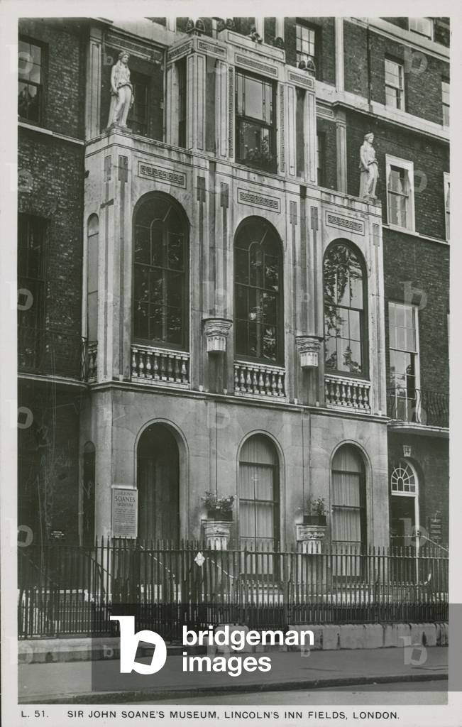 Sir John Soane's Museum, Lincoln's Inn Fields, London (photo)