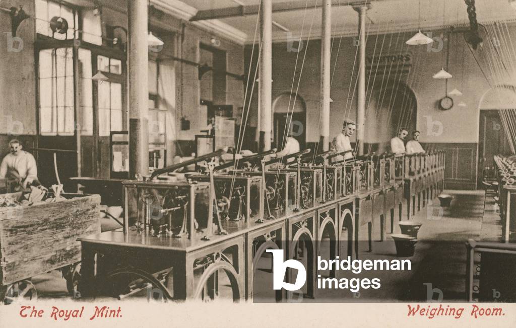 The weighing room of the Royal Mint, London (photo)