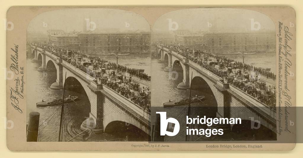 London Bridge, London (b/w photo)
