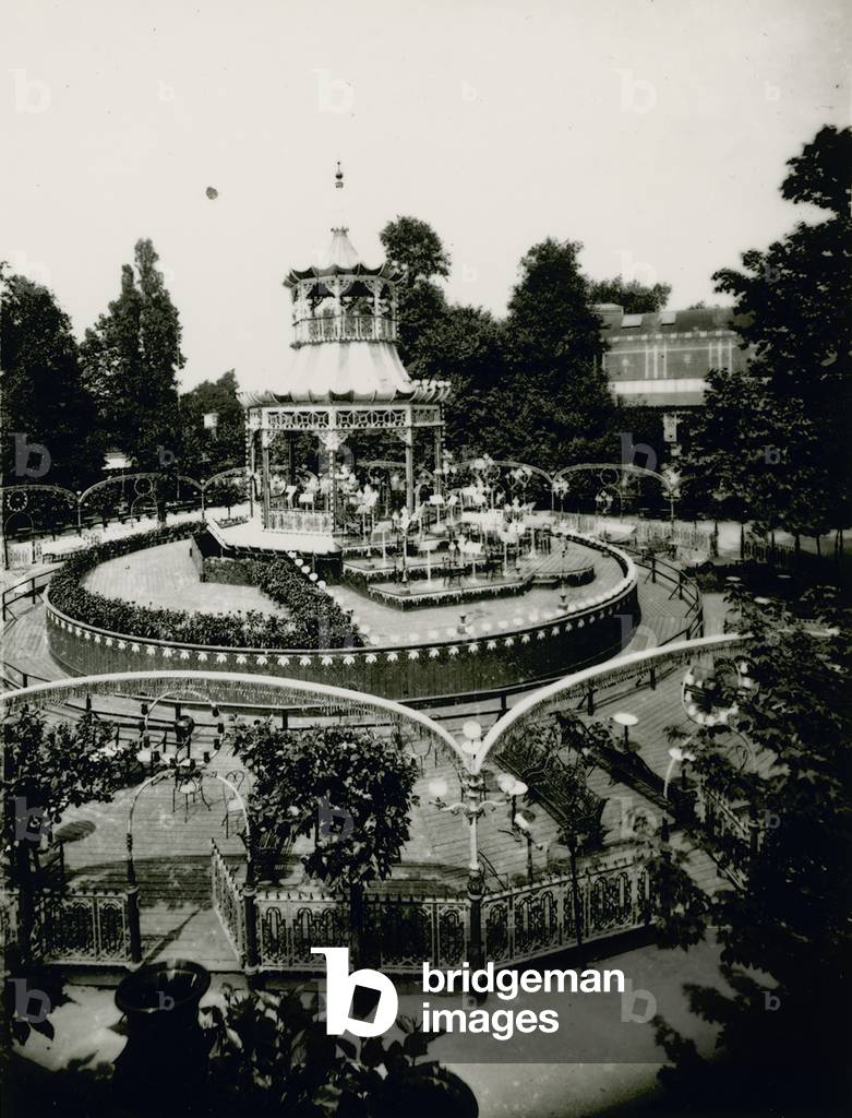 Cremorne Gardens, London: Orchestra (photo)