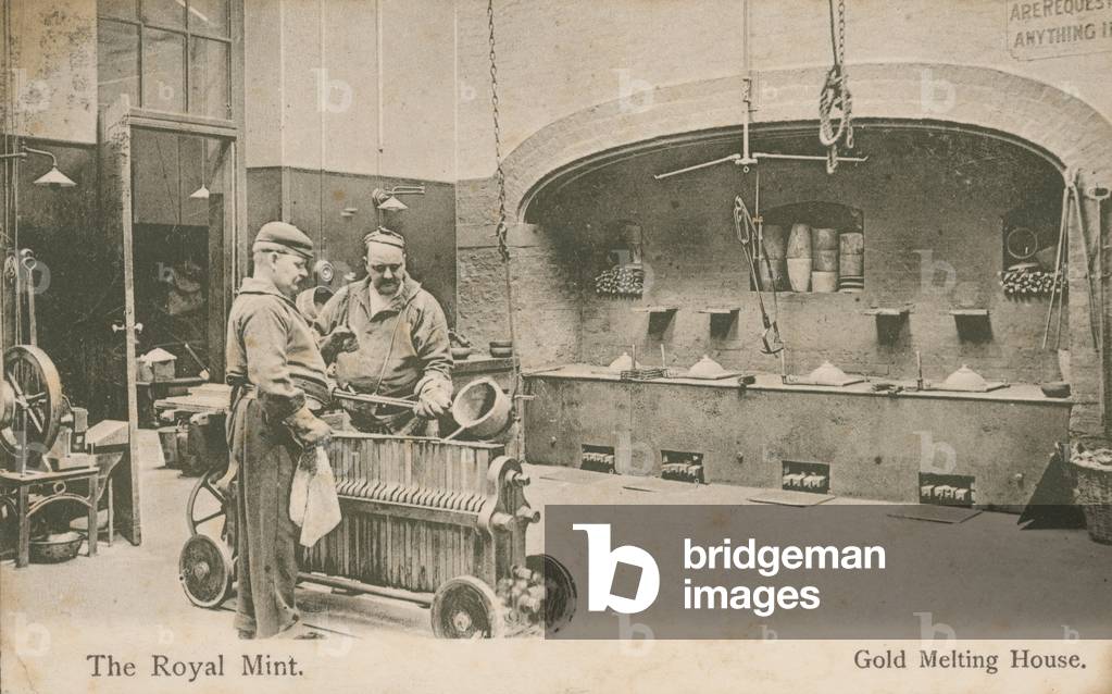 The gold melting house of the Royal Mint, London (photo)