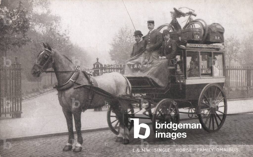 London and North Western Railway single horse family omnibus (b/w photo)