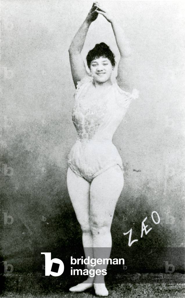 Zaeo, the trapeze artist (photo)