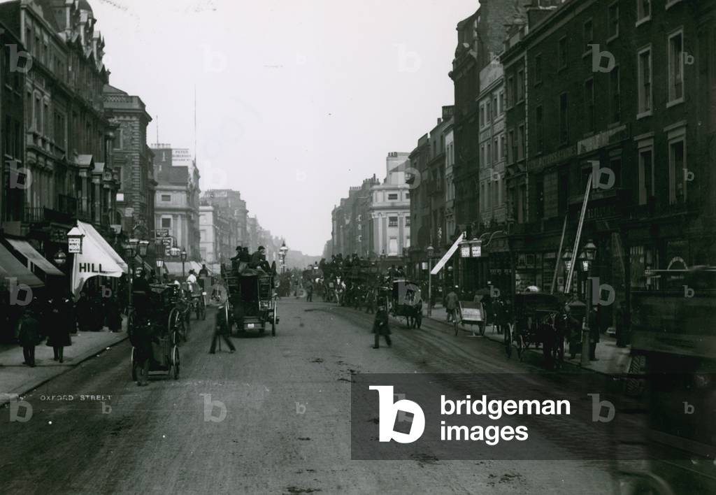 Oxford Street, London (photo)