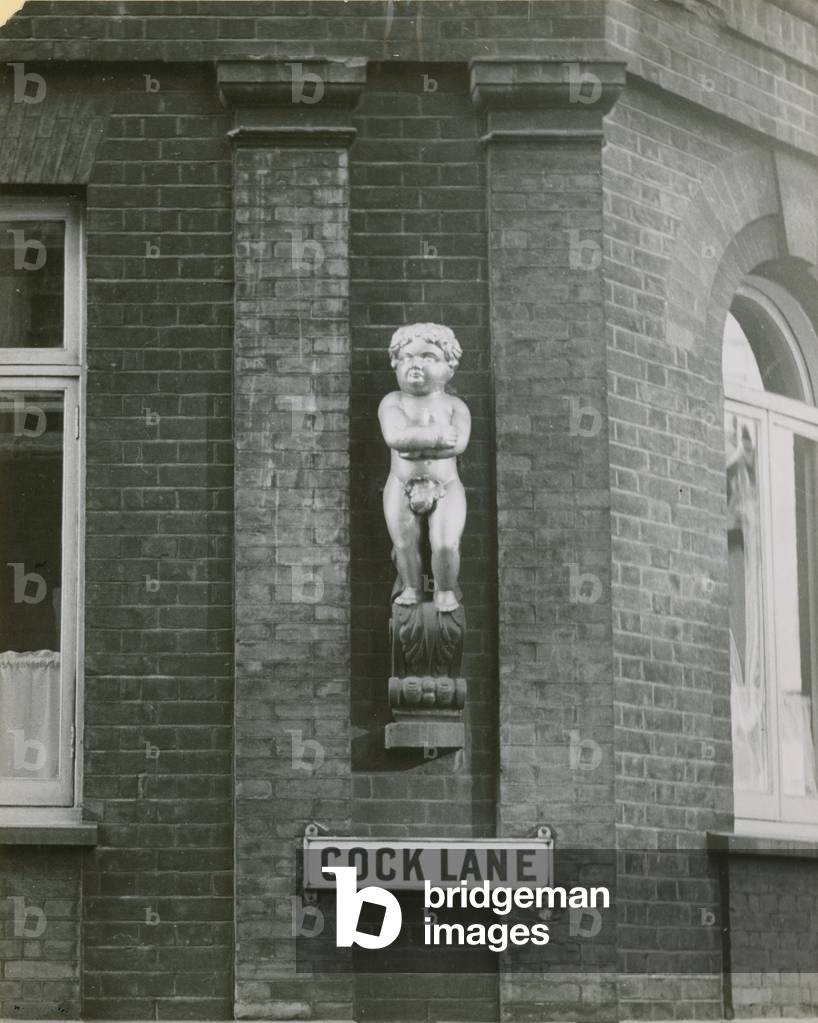 Cock Lane and the Fat Boy, or Golden Boy, statue; photograph (engraving)