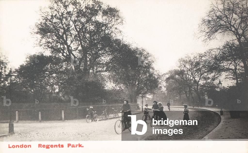 Cyclists in Regent's Park (b/w photo)