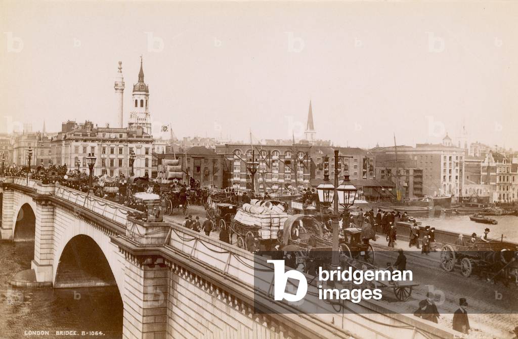 London Bridge, late 19th century (photo)