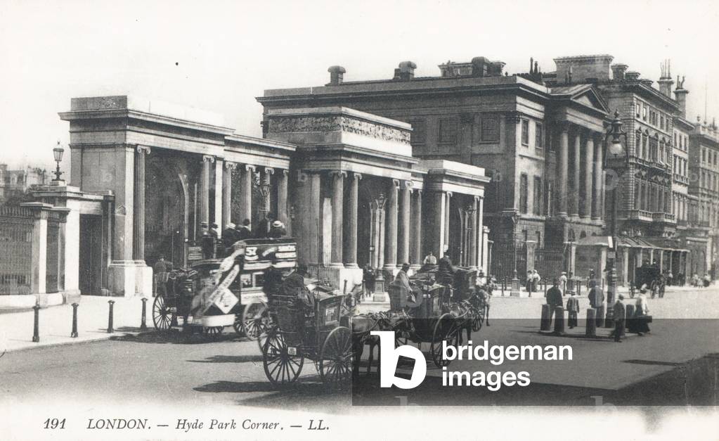 Hyde Park Corner (b/w photo)