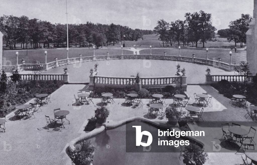 Chicago: Garden Court, Olympia Fields Golf Club (b/w photo)