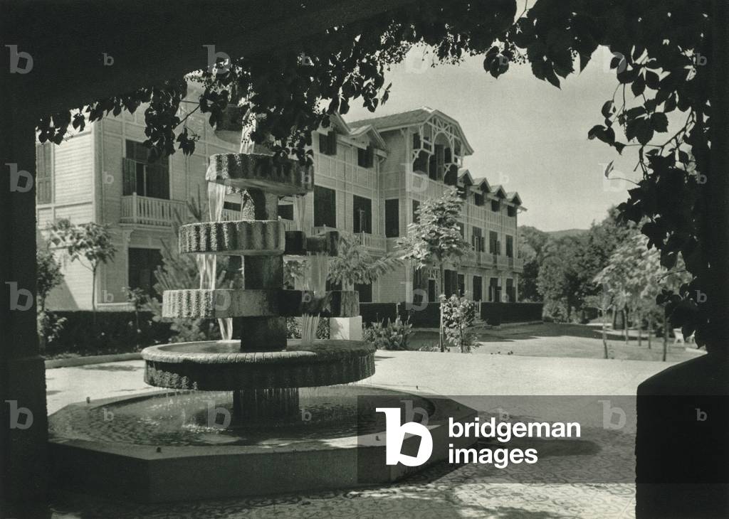 Turkey: Yalova'da otel, An Hotel near the Sulphur-Thermal Baths at Yalova (b/w photo)