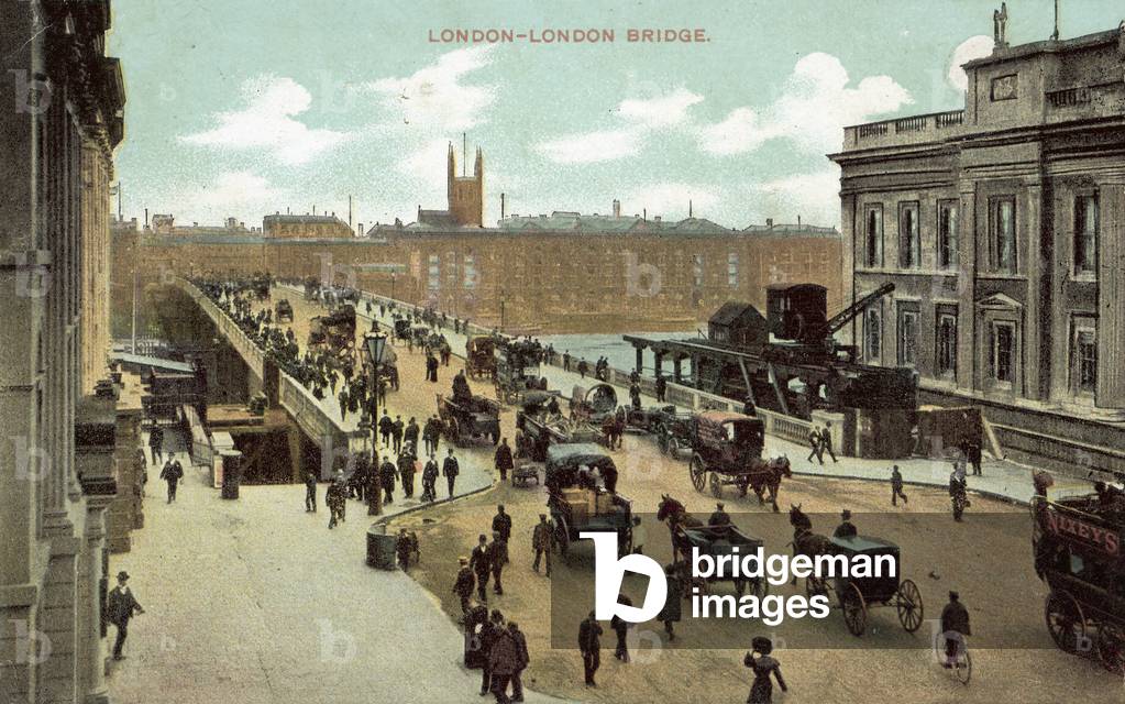 London, London Bridge (colour photo)