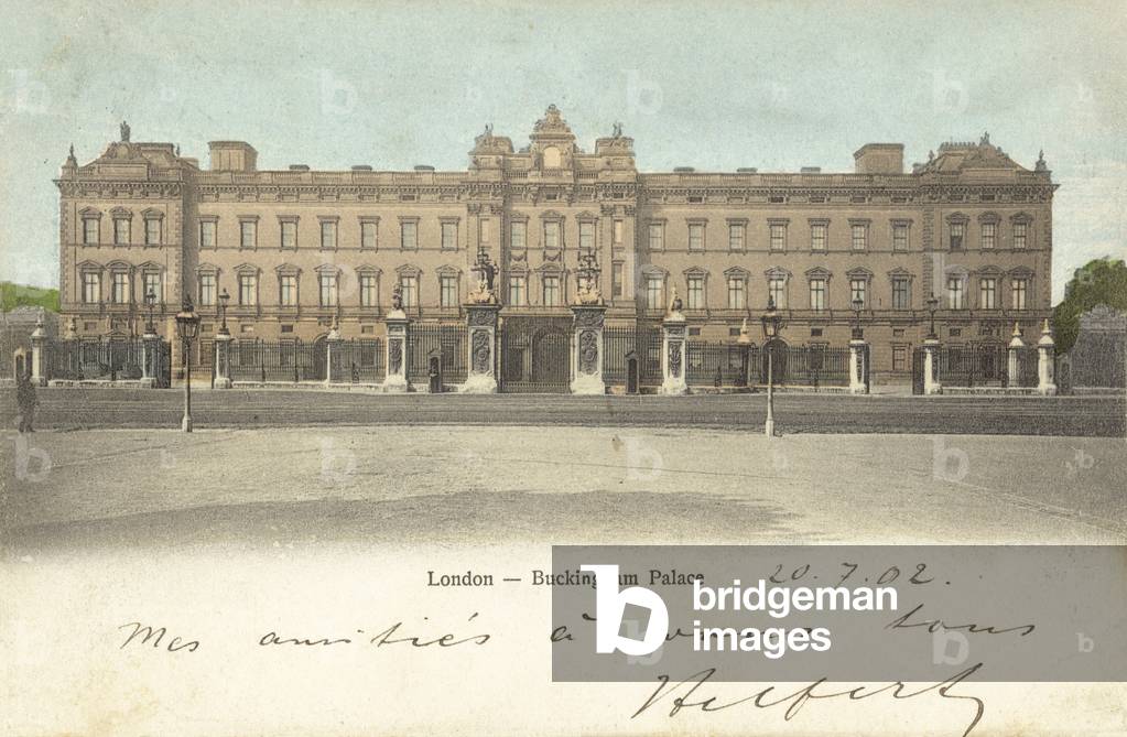 Buckingham Palace, London (colour photo)