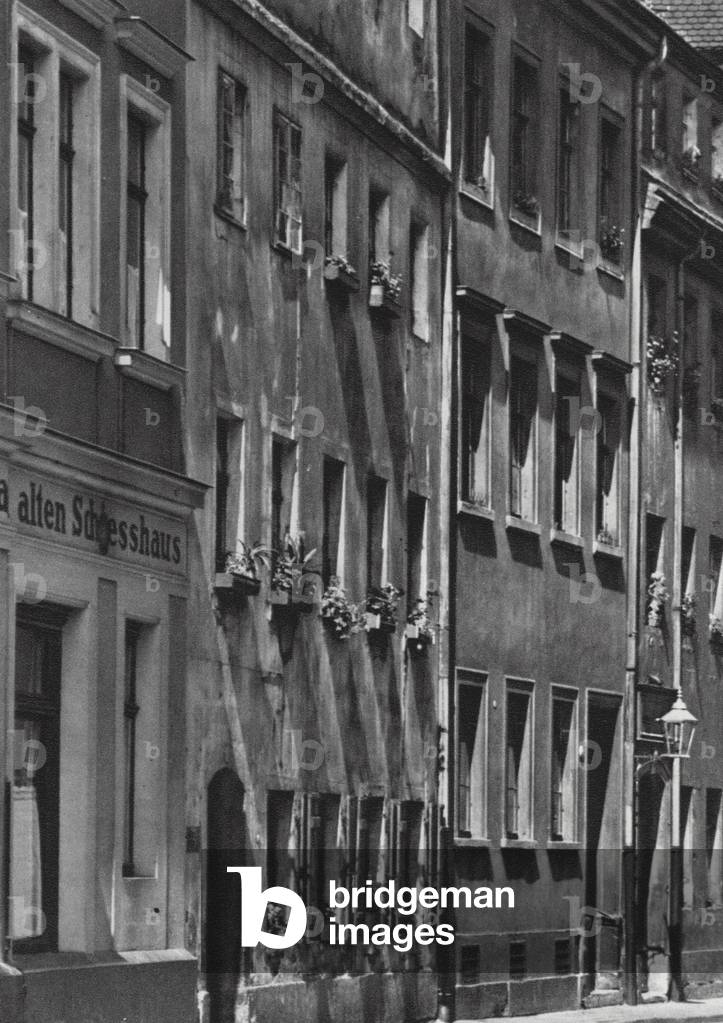 Dresden: Feigengasse (b/w photo)