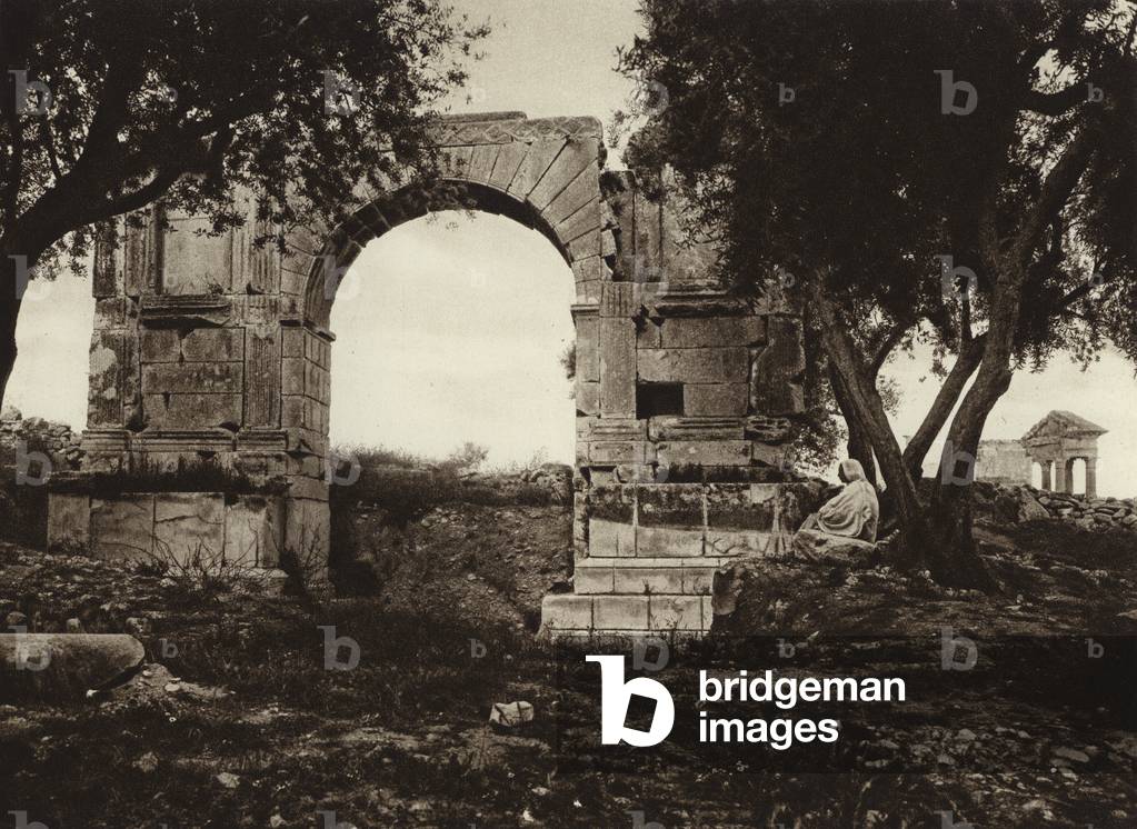 Dougga, Triumphal arch of Alexander Severus (b/w photo)