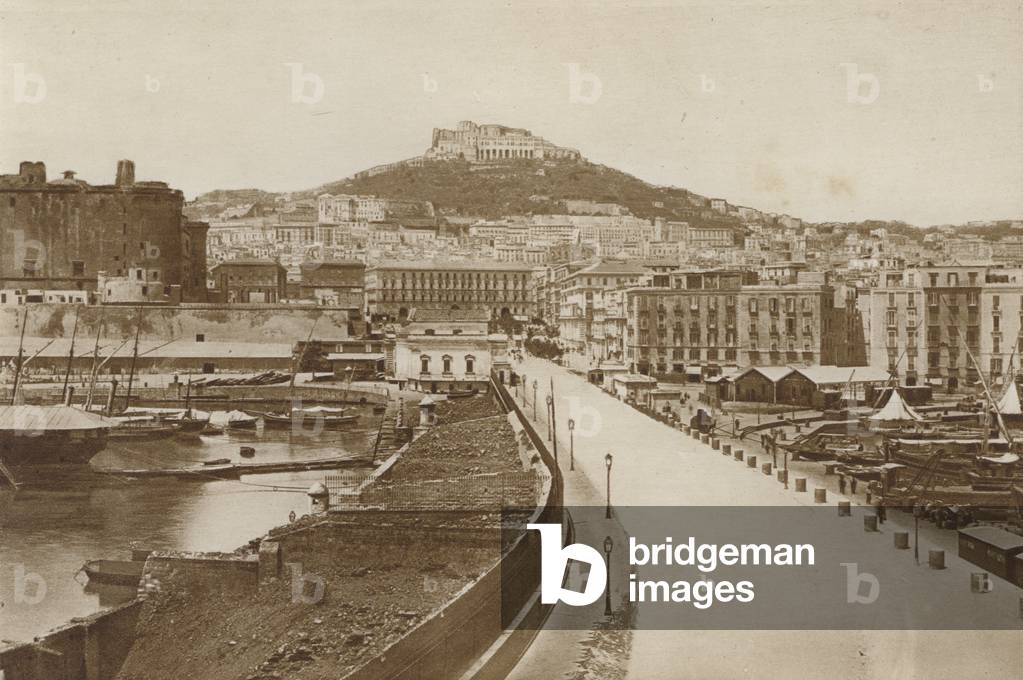 Napoli, Strada del Molo e Castel Sant'Elmo (b/w photo)