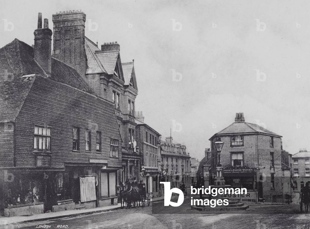 Sevenoaks: London Road (b/w photo)