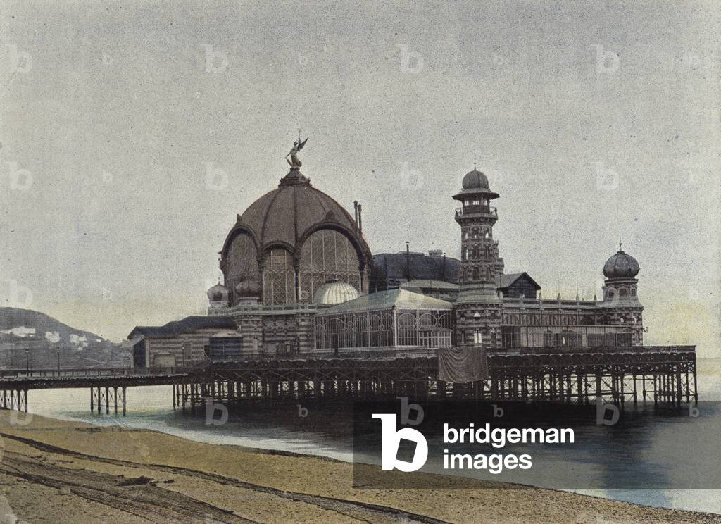 Nice, Le Casino (colour photo)