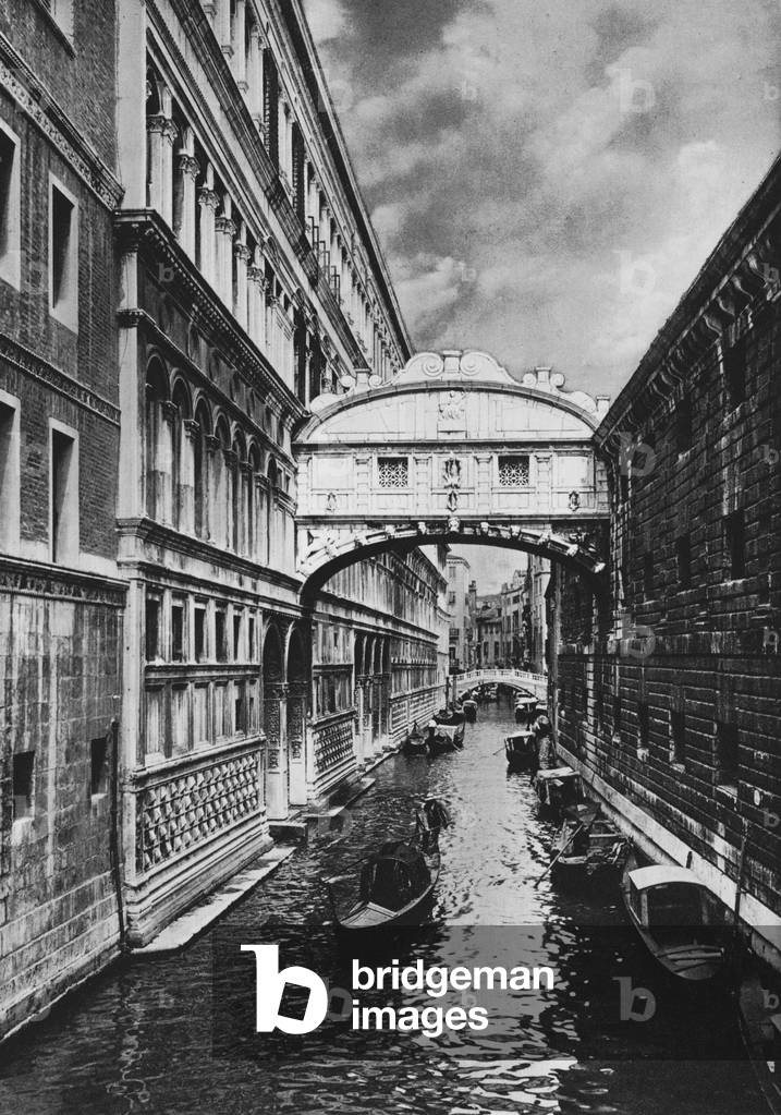 Venezia, Ponte dei Sospiri (b/w photo)