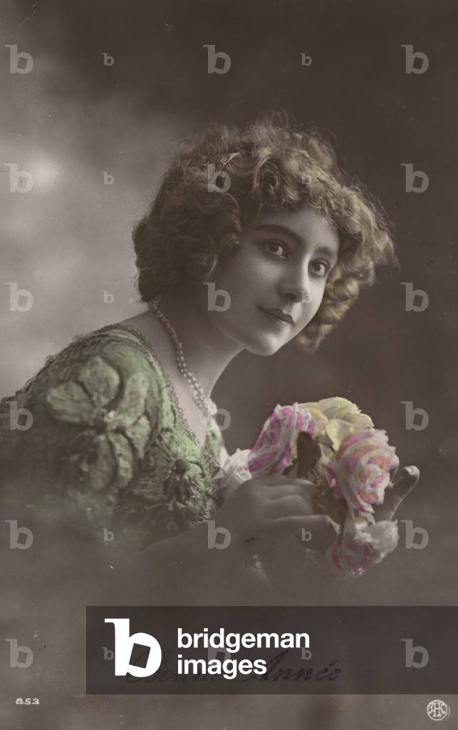 Girl with bouquet (colour photo)