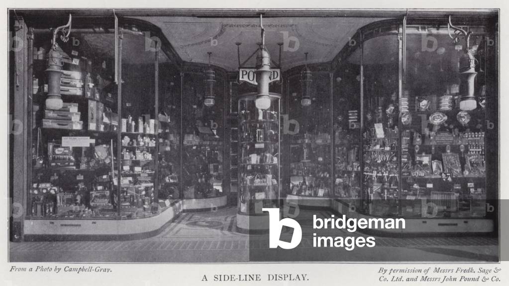 A side-line display (b/w photo)