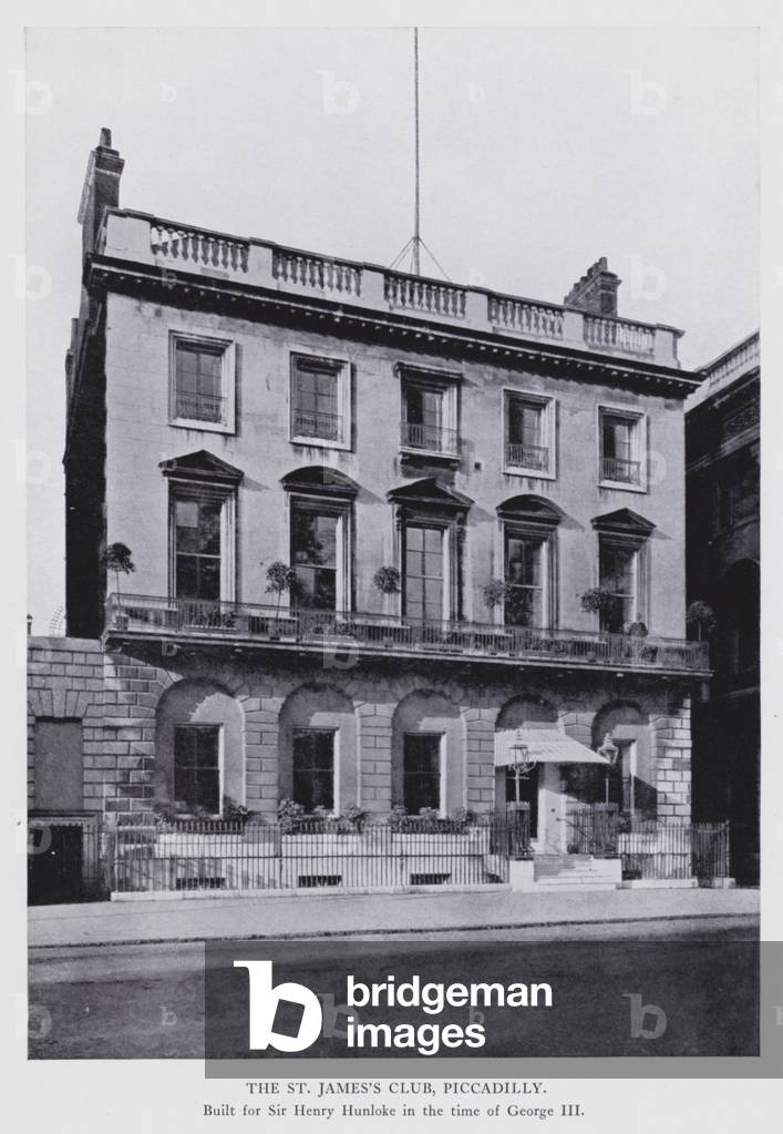 London: The St James's Club, Piccadilly (b/w photo)