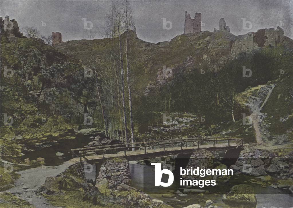 Ruines de Crozant (coloured photo)