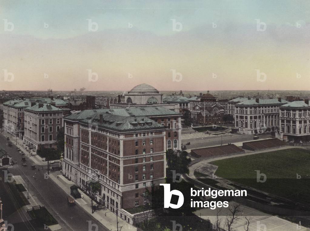 New York: Columbia University, Amsterdam Avenue and West 110th Street (photo)