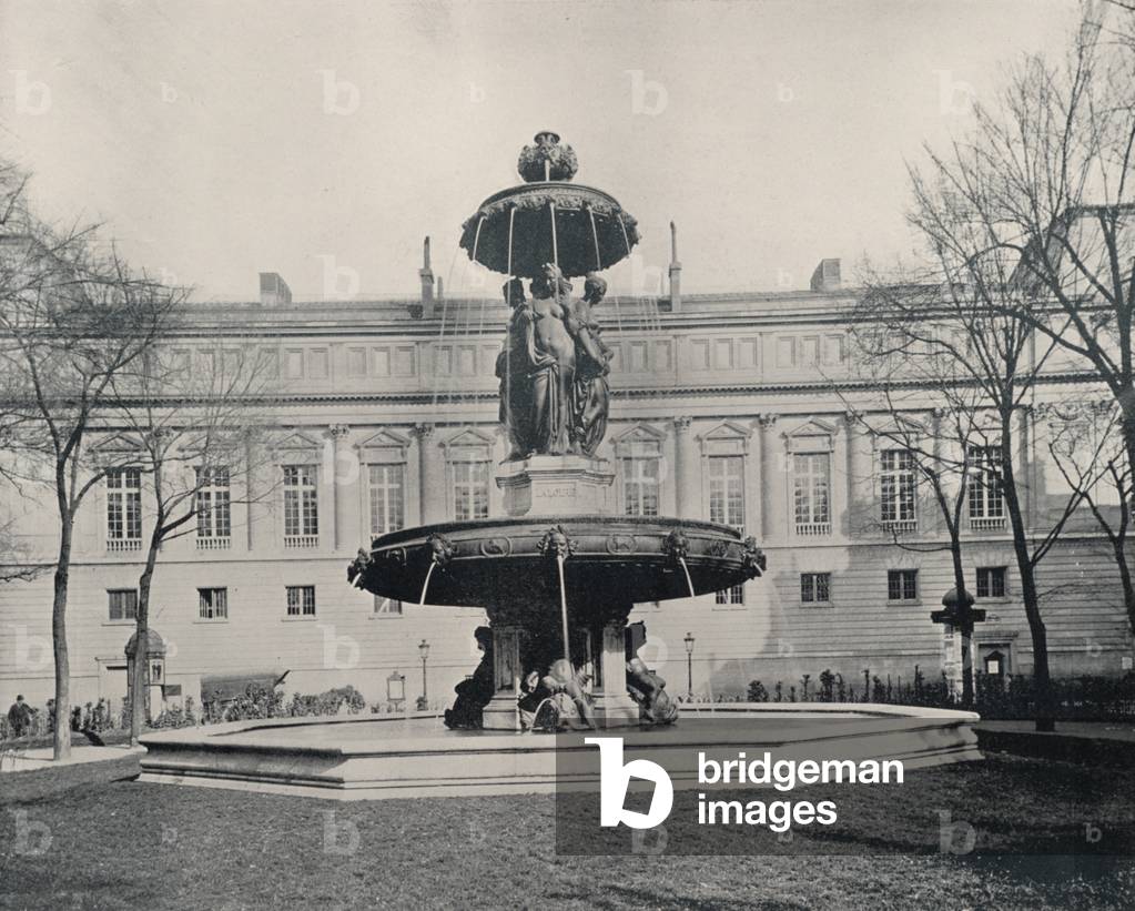 Paris: Fountain of Richelieu (b/w photo)